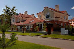 Velich Country Club