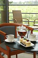 Velich Country Club
