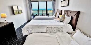 Beach Front Tower MIHAMA byDSH