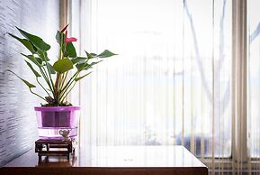 Golden Phoenix Hotel