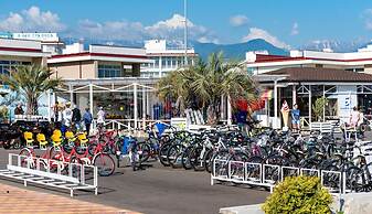 Barkhatnye Sezony Sportivny Kvartal