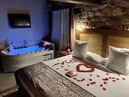 Akla Hotel Suites Valles Pasiegos