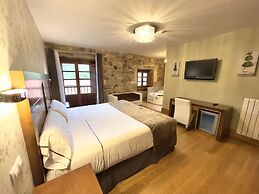 Akla Hotel Suites Valles Pasiegos