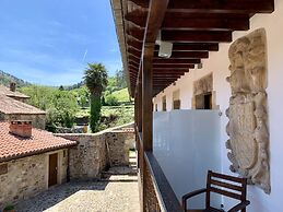 Akla Hotel Suites Valles Pasiegos