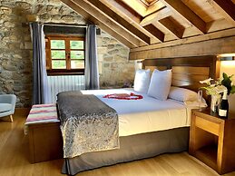 Akla Hotel Suites Valles Pasiegos