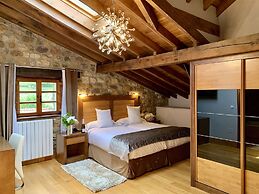 Akla Hotel Suites Valles Pasiegos