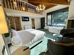 Akla Hotel Suites Valles Pasiegos