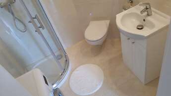 Old Town Art Apartment