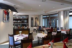 Hotel Orbtal