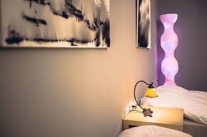 So Art Guesthouse & Hostel