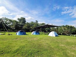 White Knot Khao Yai