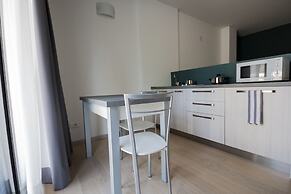 HOMIQUO - Royal Suite Como Lake