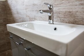 HOMIQUO - Royal Suite Como Lake