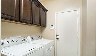 Pleasant Surprise By Signature Vacation Rentals