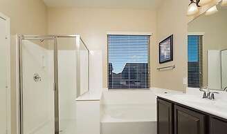 Pleasant Surprise By Signature Vacation Rentals
