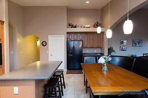 Scenic Spectacular By Signature Vacation Rentals