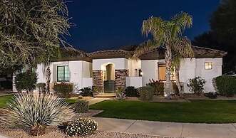 Palm Valley By Signature Vacation Rentals