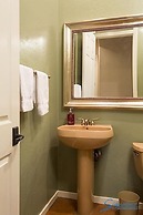 Palm Valley By Signature Vacation Rentals