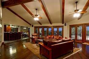 Majestic Carefree Home By Signature Vacation Rentals