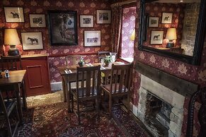 The Howard Arms