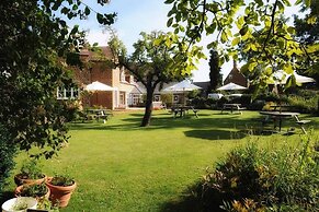 The Howard Arms