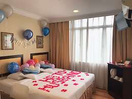 Queenspark Lovita Hotel