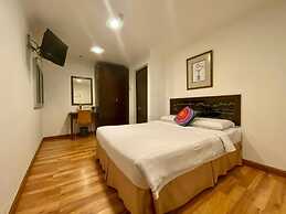 Queenspark Lovita Hotel