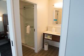 Hampton Inn & Suites Bay City
