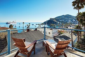 Seaport Village Inn Avalon