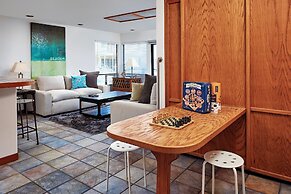 Seaport Village Inn Avalon