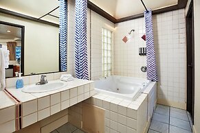 Seaport Village Inn Avalon