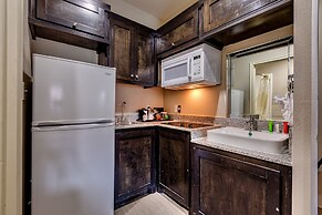 Americas Best Value Inn and Suites IAH Airport North
