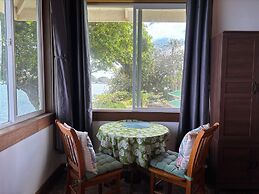 Hilo Bay Oceanfront B&B