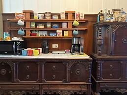 Hilo Bay Oceanfront B&B