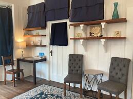 Hilo Bay Oceanfront B&B