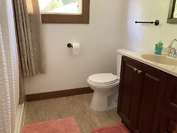 Hilo Bay Oceanfront B&B