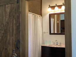 Hilo Bay Oceanfront B&B