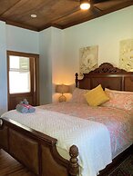 Hilo Bay Oceanfront B&B