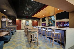 Drury Inn & Suites Charlotte Arrowood