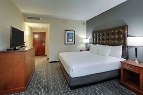 Drury Inn & Suites Charlotte Arrowood