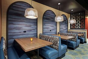 Drury Inn & Suites Charlotte Arrowood