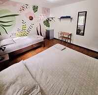 Casa Pura Vida Surf Hostel