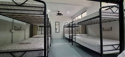 Casa Pura Vida Surf Hostel