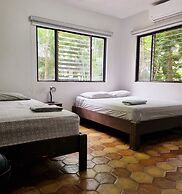 Casa Pura Vida Surf Hostel