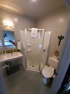 Piha Beachstay - Hostel