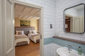 Woodborough Inn