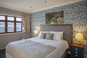 Woodborough Inn