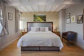 Woodborough Inn