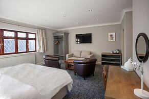 Woodborough Inn