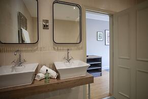 Woodborough Inn